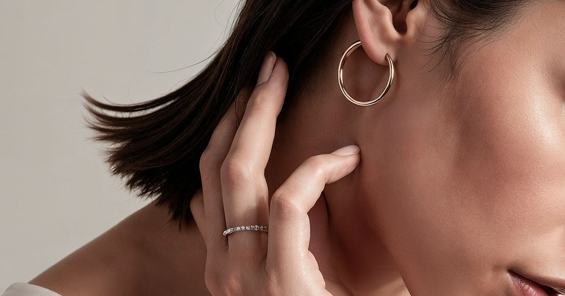 How to Style Minimalist Stainless Steel Jewelry for Any Outfit