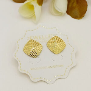 gold textured square stud earrings