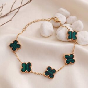 clover motif bracelet