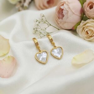 gold heart dangle earrings