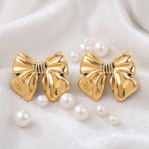 bow stud earrings