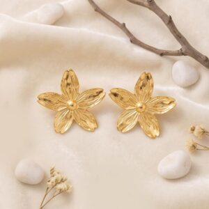 five petal flower stud earrings