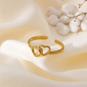 heart themed adjustable finger ring